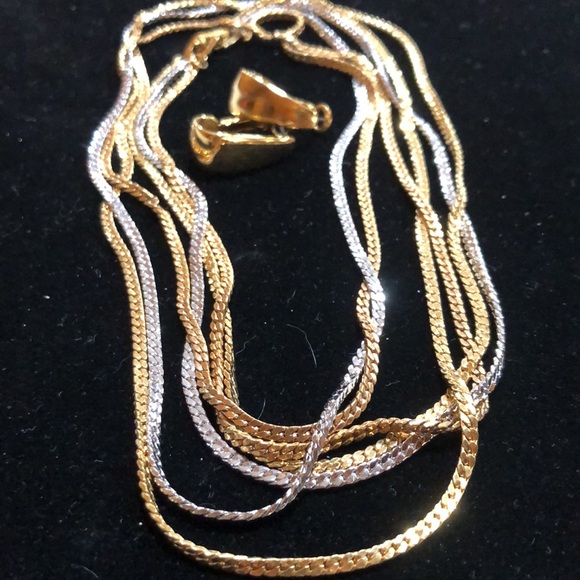 Closet Clear Out 🔥🔥🔥 Vintage Monet 2Tone Necklace & Premier Designs Earrings - Picture 1 of 11